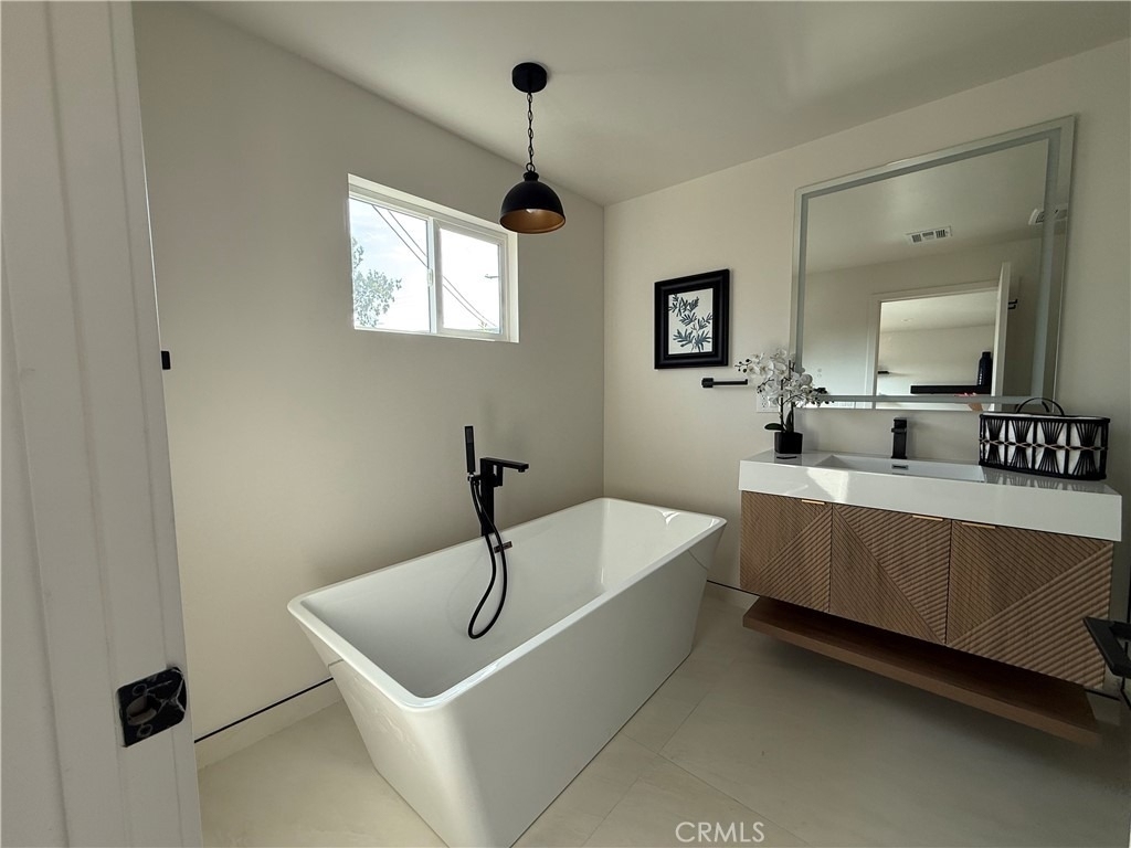 605 W Gaillard Street - Photo 13