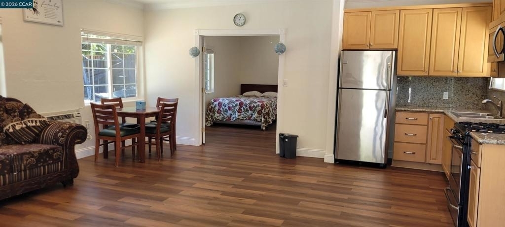 1181 Danville - Photo 2