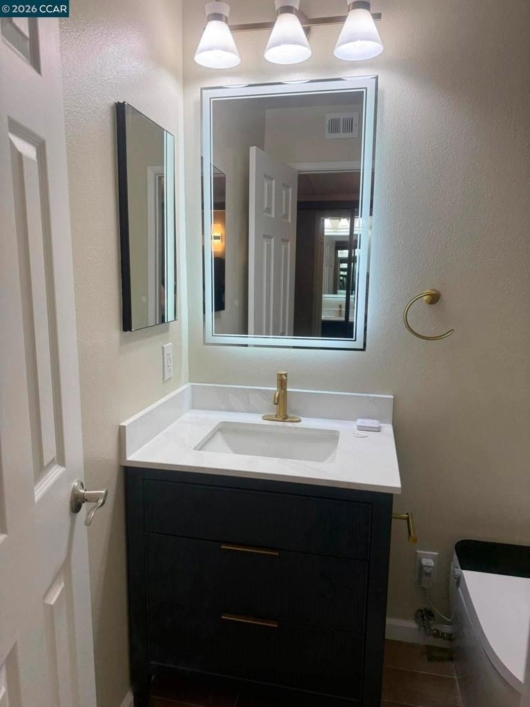 330 N Civic - Photo 14