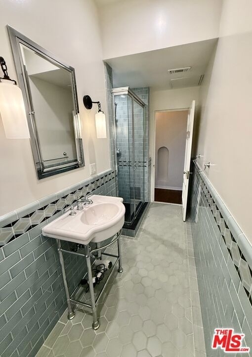 1330 N Harper Avenue - Photo 42