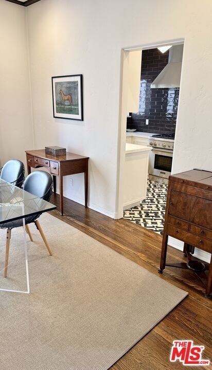 1330 N Harper Avenue - Photo 16