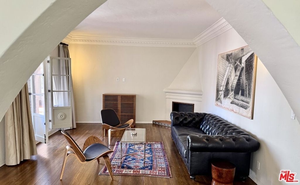 1330 N Harper Avenue - Photo 32
