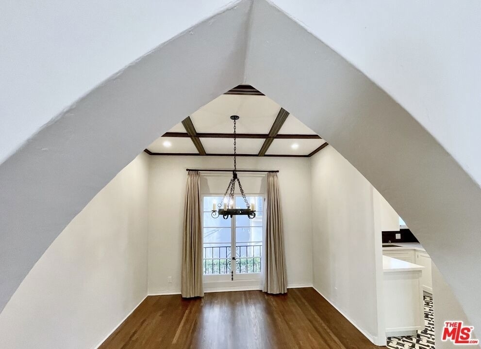 1330 N Harper Avenue - Photo 15