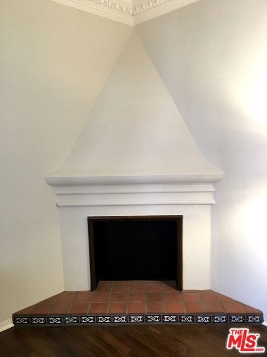 1330 N Harper Avenue - Photo 9