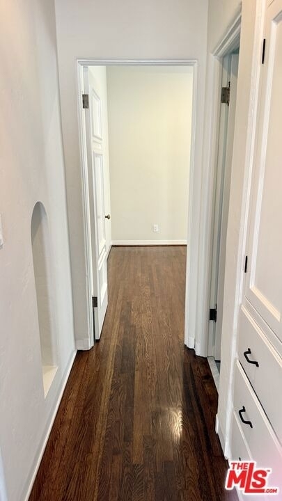 1330 N Harper Avenue - Photo 38
