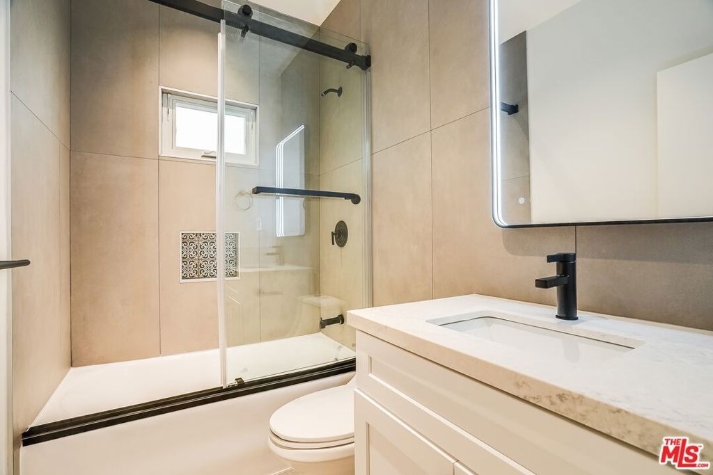 151 N Swall Drive - Photo 5
