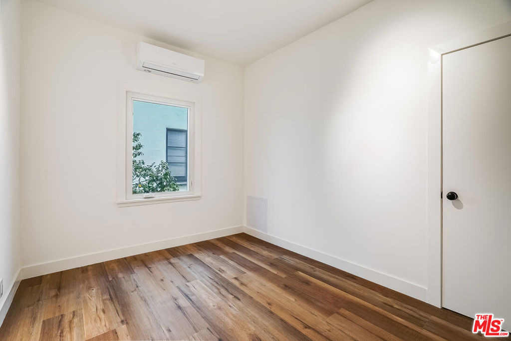 151 N Swall Drive - Photo 10