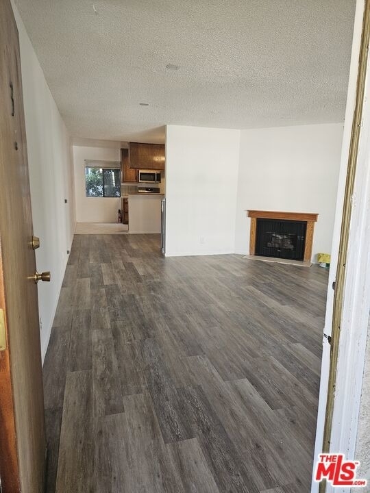 5170 N Columbus Avenue - Photo 3