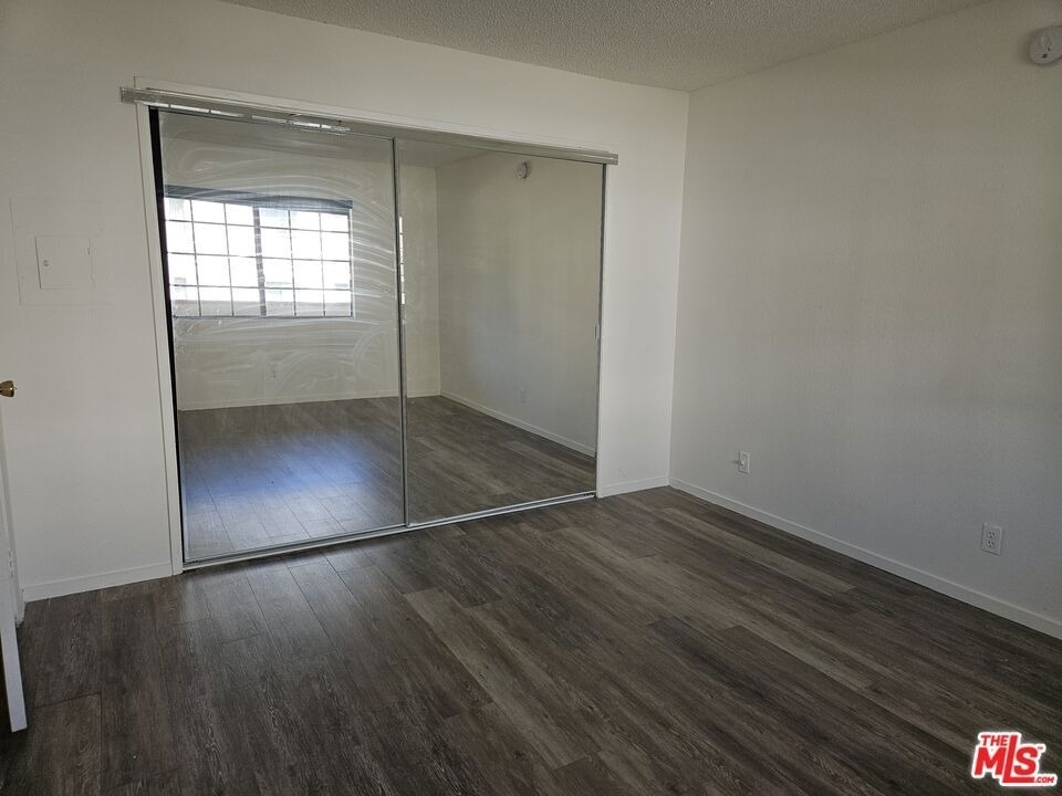 5170 N Columbus Avenue - Photo 7