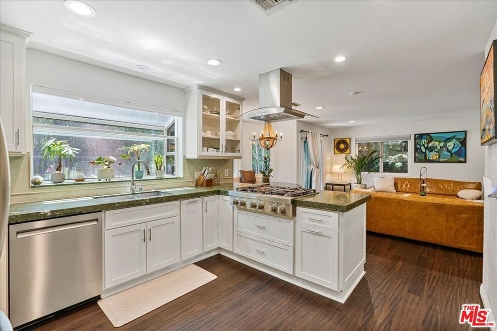 12834 Landale Street - Photo 8