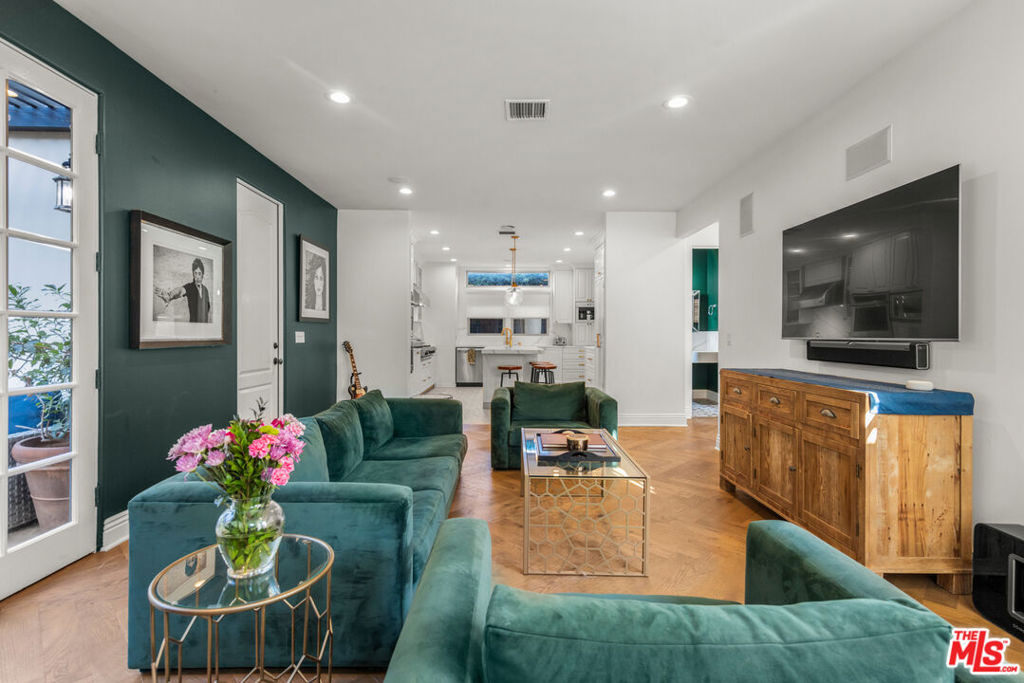 725 Oxford Avenue - Photo 24