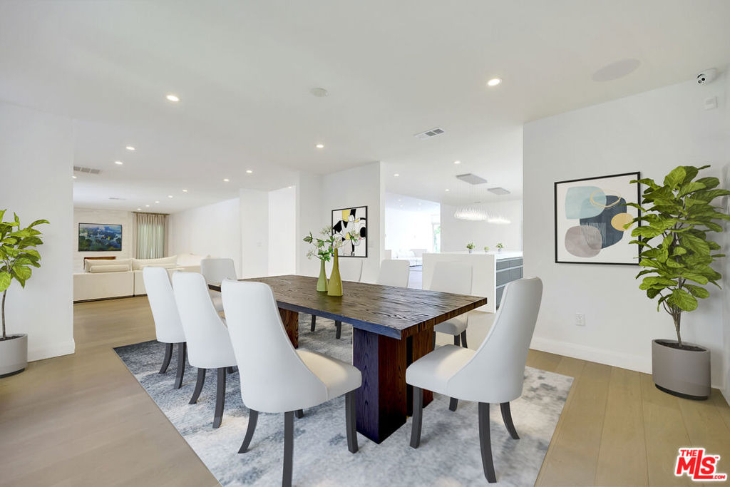 344 S Roxbury Drive - Photo 5