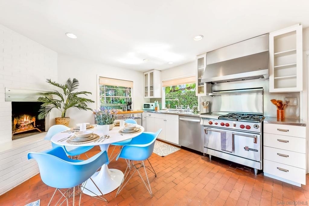 723 Arenas - Photo 17