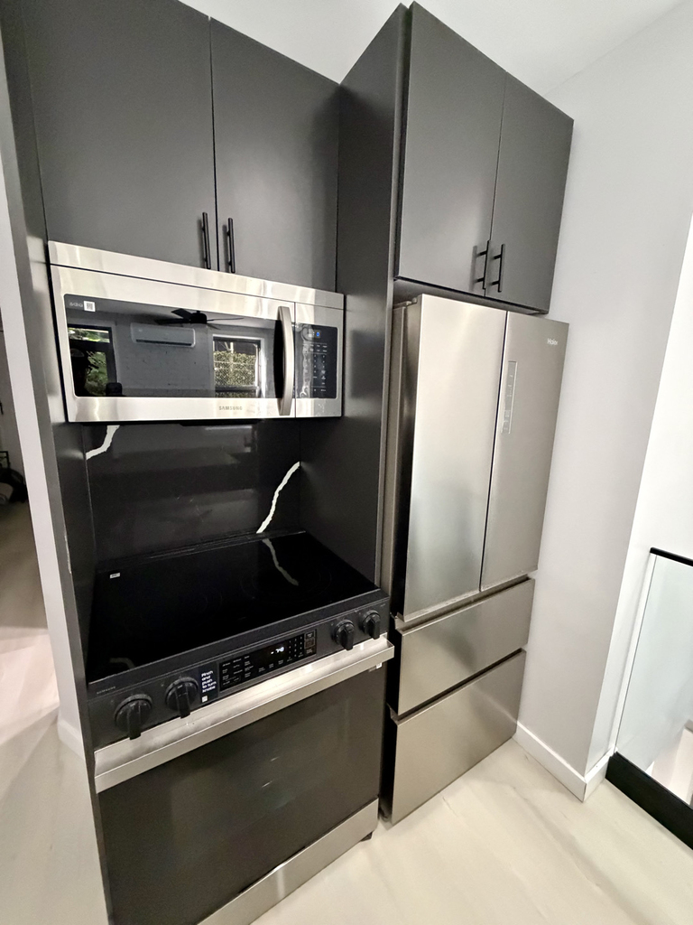 193 Stanton Street - Photo 2