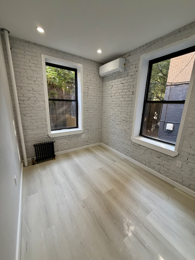 193 Stanton Street - Photo 3