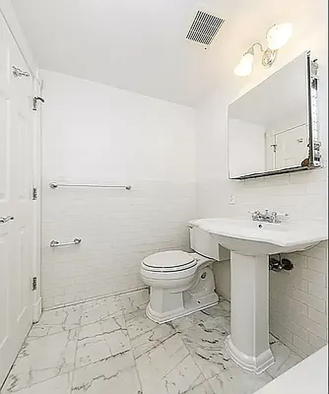 322 East 74th Street - Photo 5