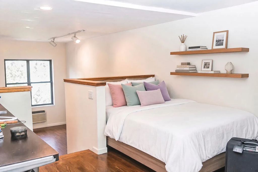 322 West 14th Street - Photo 3