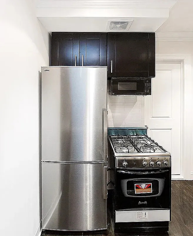 344 East 55th Street - Photo 2