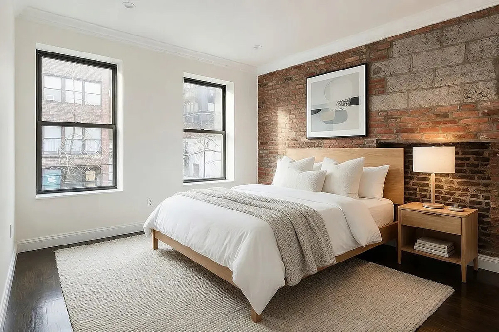 344 East 55th Street - Photo 4