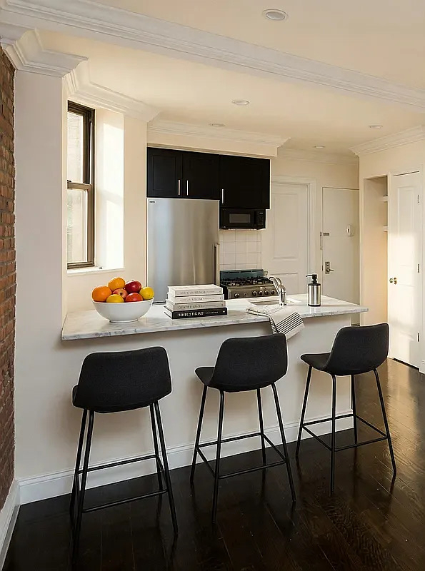344 East 55th Street - Photo 1