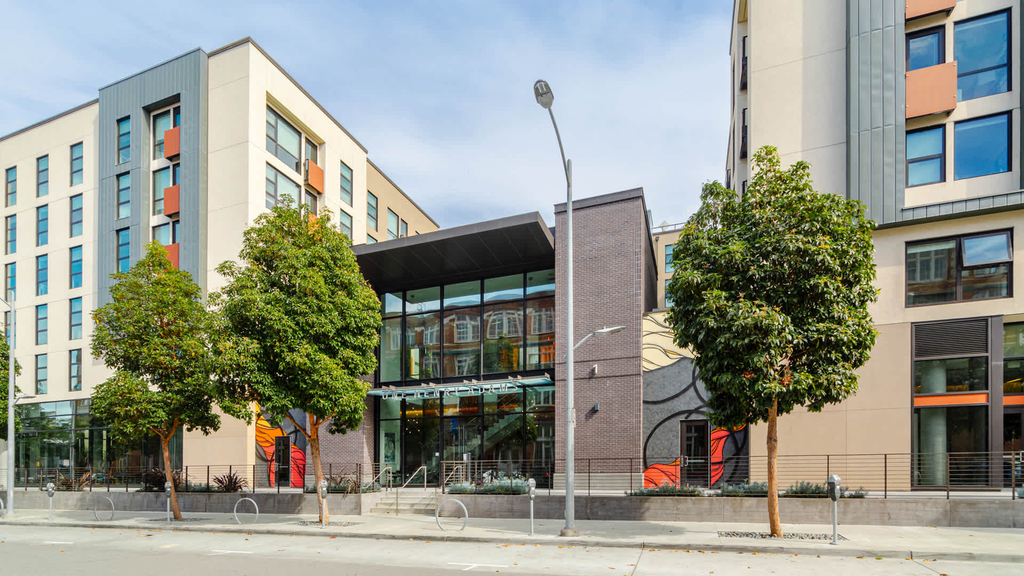 1 Henry Adams St - Photo 3