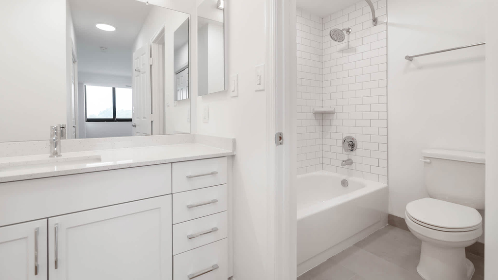 1501 Crystal Dr. - Photo 14