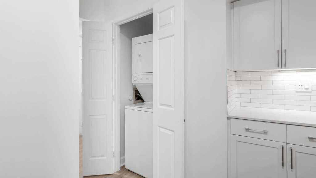1501 Crystal Dr. - Photo 60