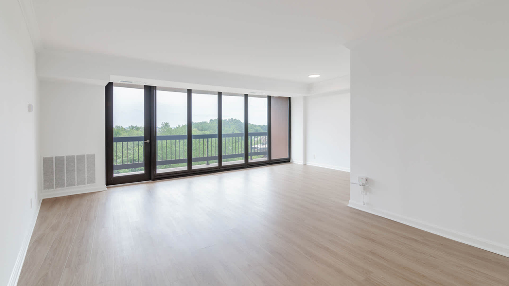 1501 Crystal Dr. - Photo 47