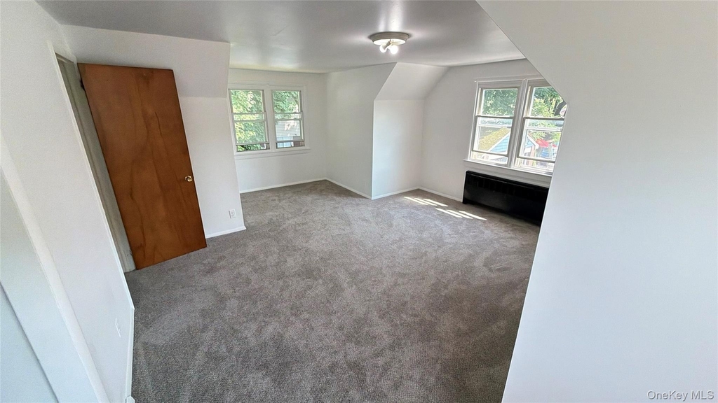 206 Winthrop Avenue - Photo 6