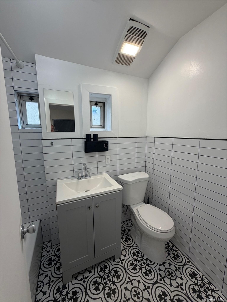 14-20 114th Street - Photo 14