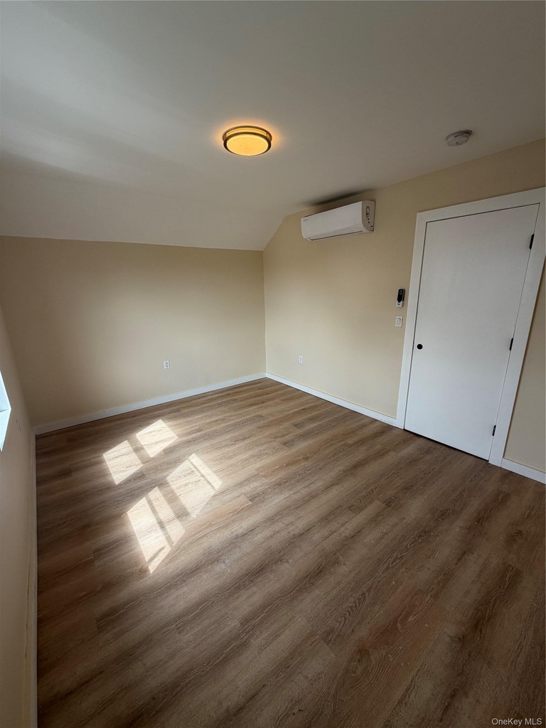 14-20 114th Street - Photo 13