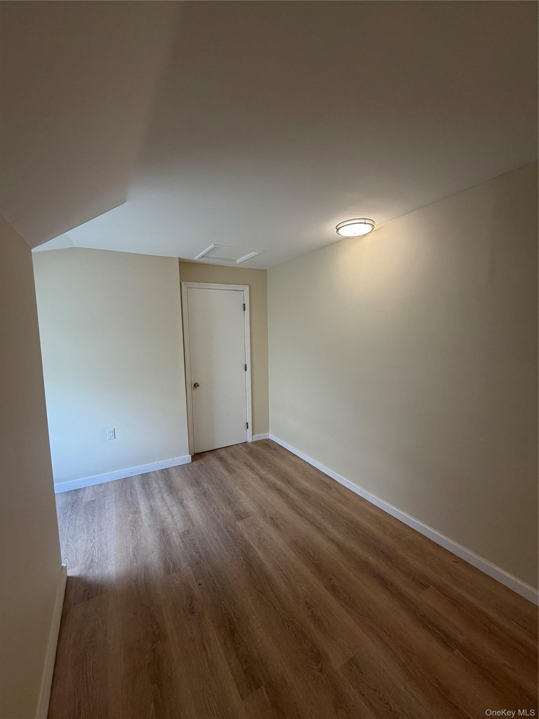 14-20 114th Street - Photo 5