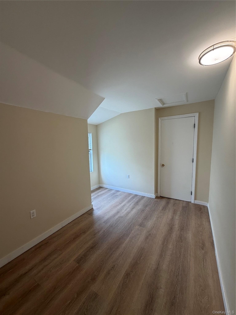 14-20 114th Street - Photo 6