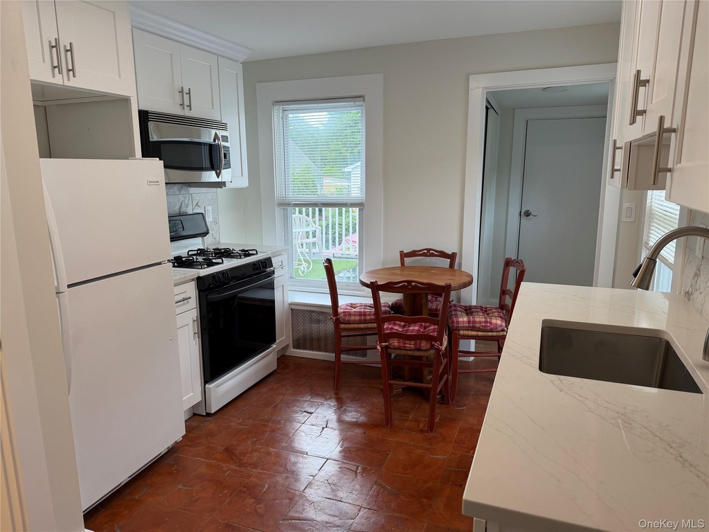 20 Campwoods Road - Photo 5
