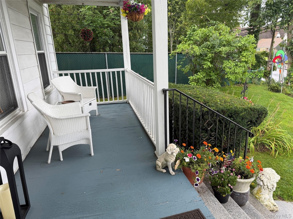 20 Campwoods Road - Photo 2