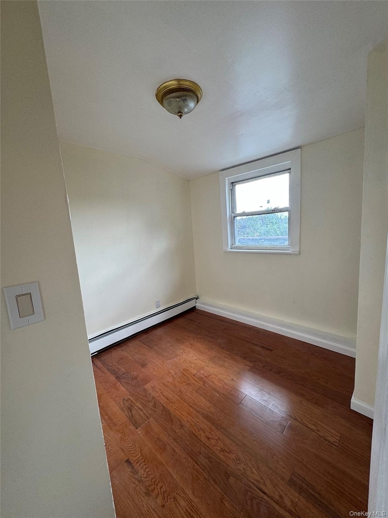171-30 111th Avenue - Photo 4