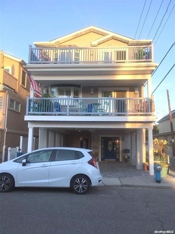 24 Virginia Avenue - Photo 0