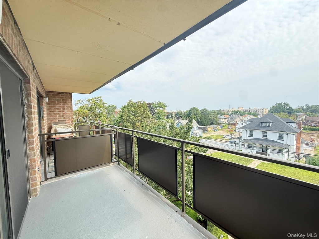 175 Maple Avenue - Photo 13