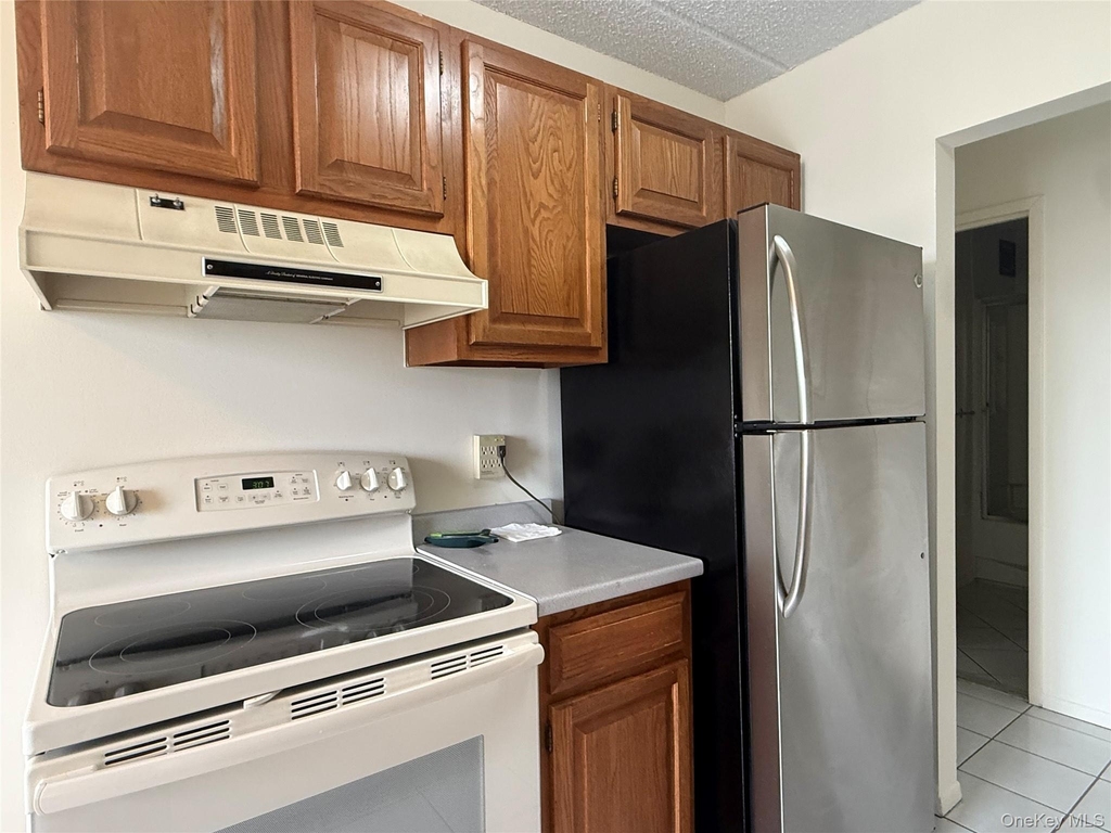 175 Maple Avenue - Photo 9