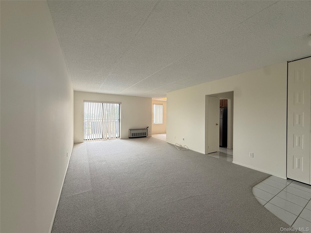 175 Maple Avenue - Photo 6