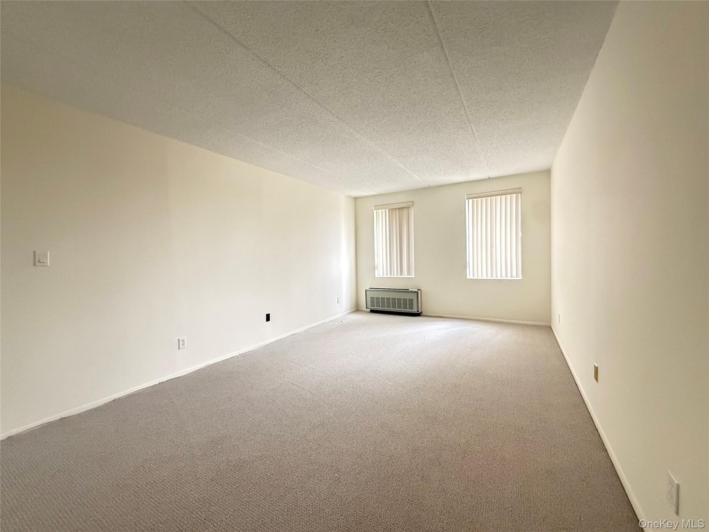 175 Maple Avenue - Photo 16