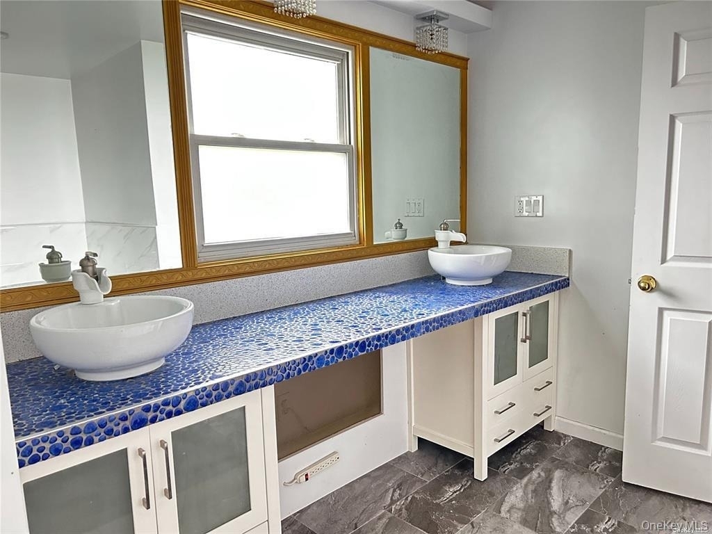 6 Village Drive - Photo 15