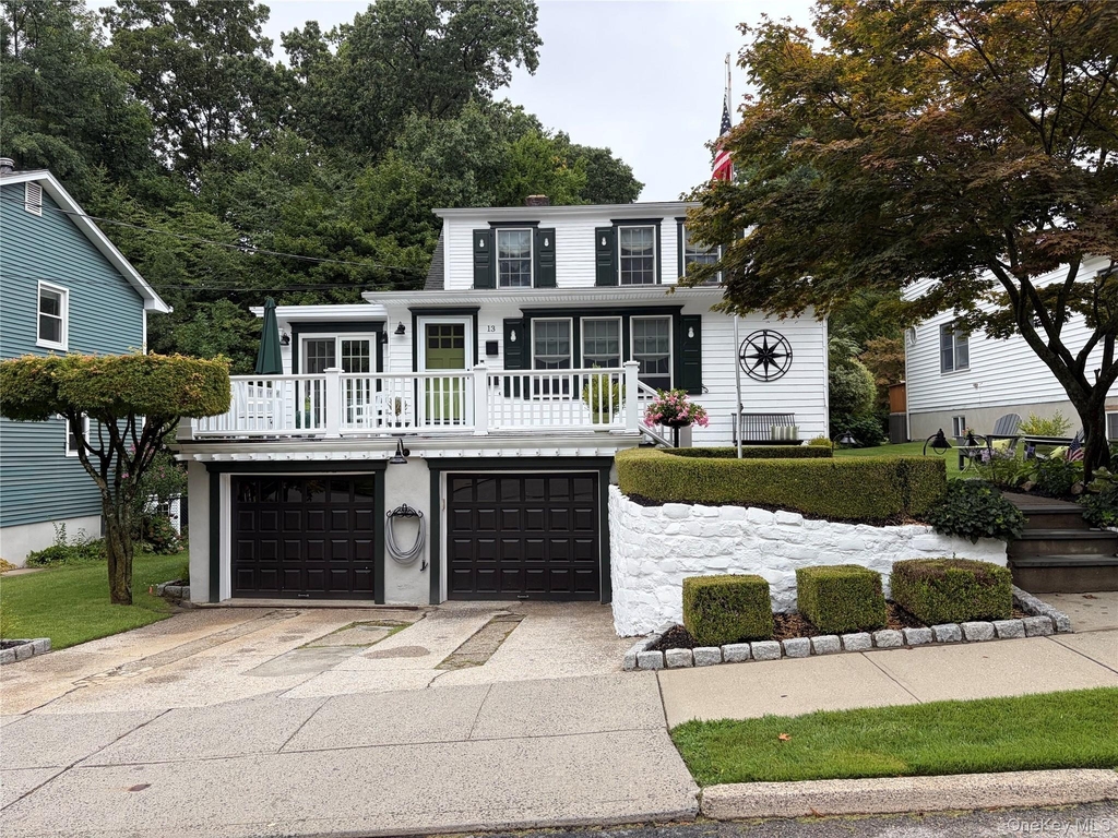 13 Radnor Avenue - Photo 0