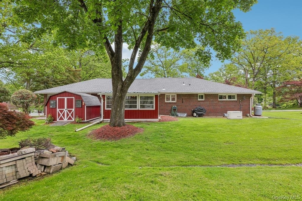 57 Edgewood Drive - Photo 15