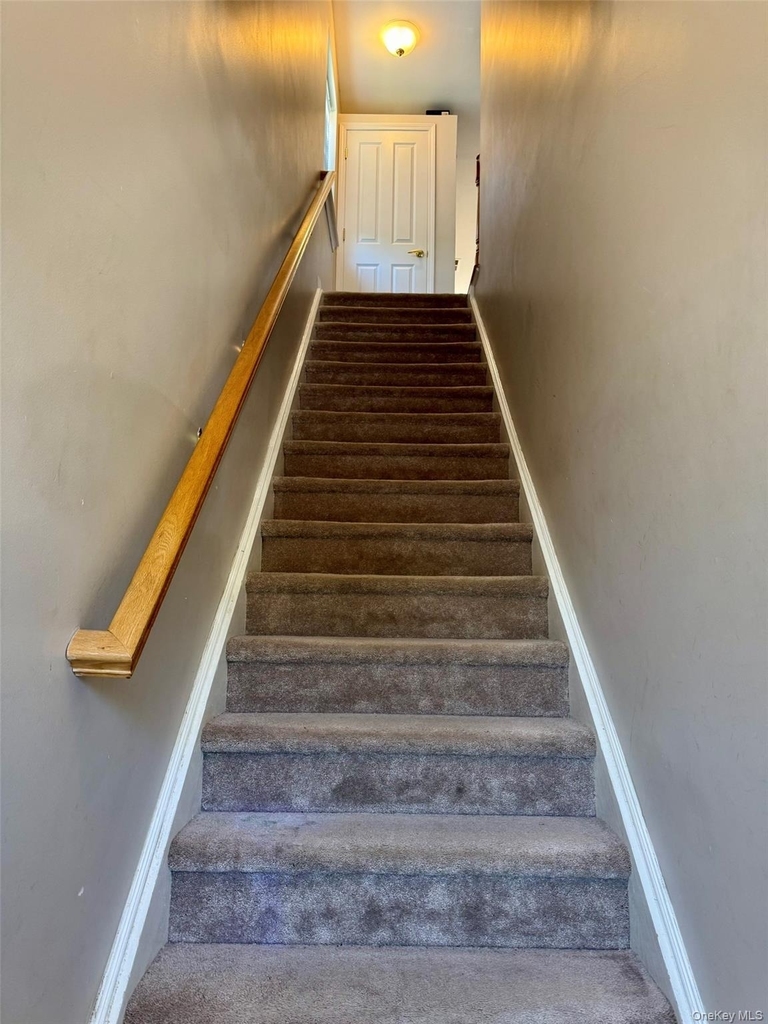 25 Fairways Drive - Photo 4