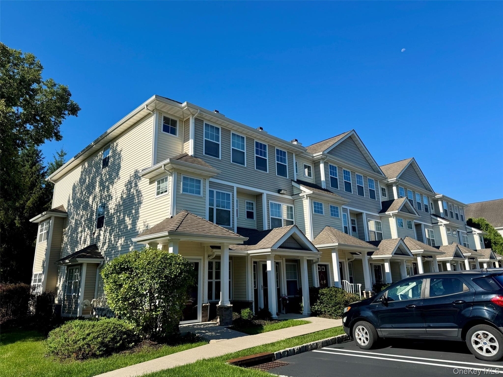 25 Fairways Drive - Photo 2