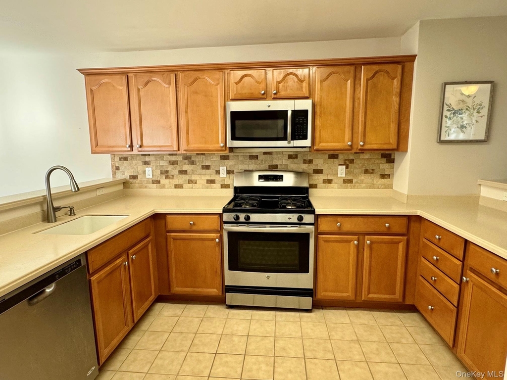 25 Fairways Drive - Photo 5
