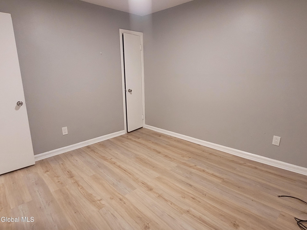 147 Eagle Street - Photo 8