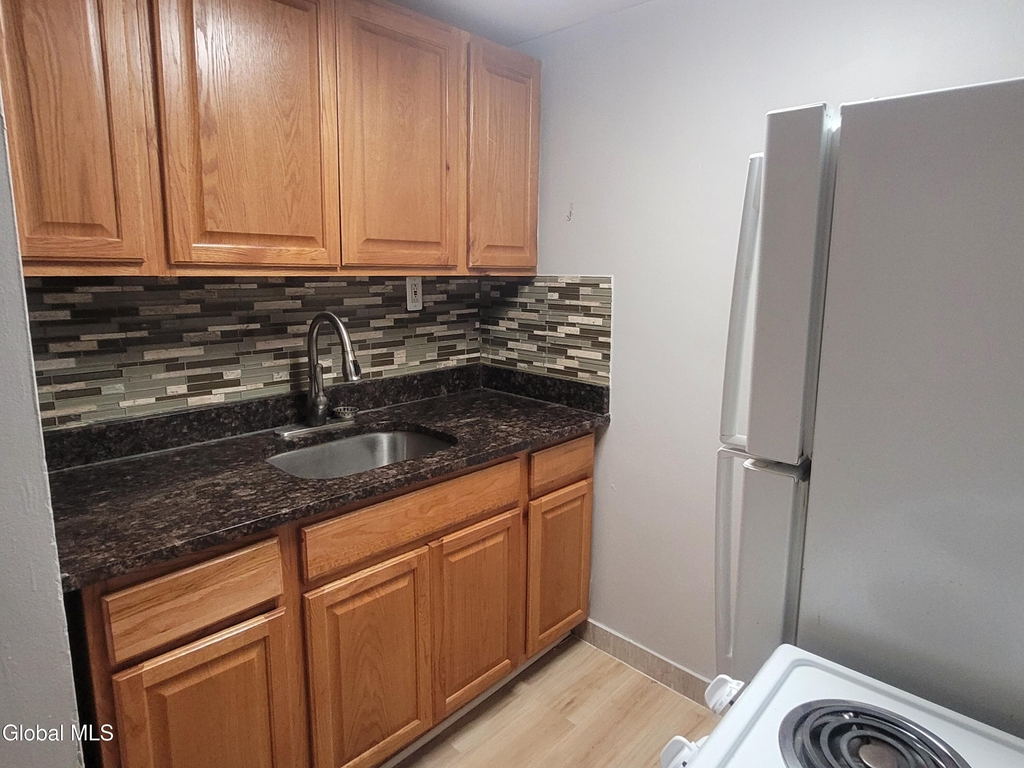 147 Eagle Street - Photo 1