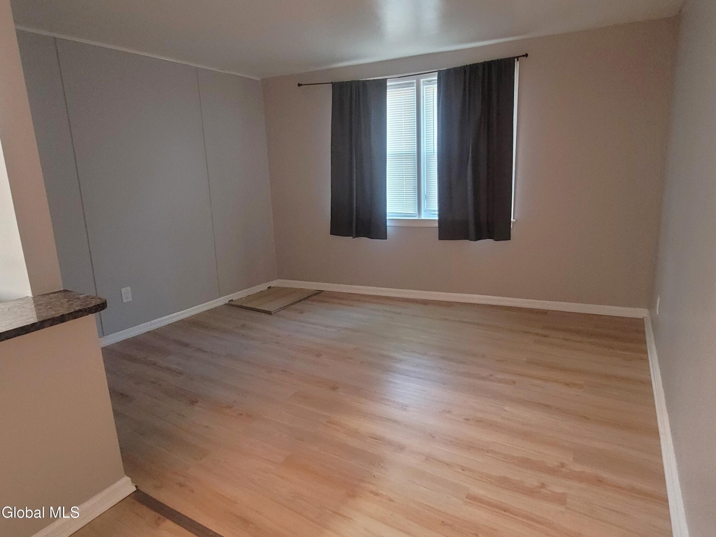 147 Eagle Street - Photo 4